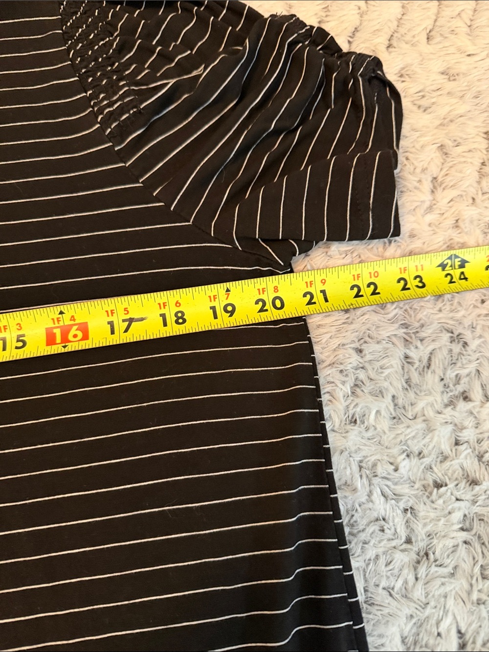 Modern Works Black Short Sleeve Tee with White Stripes smocked sleeve L - Picture 2 of 11